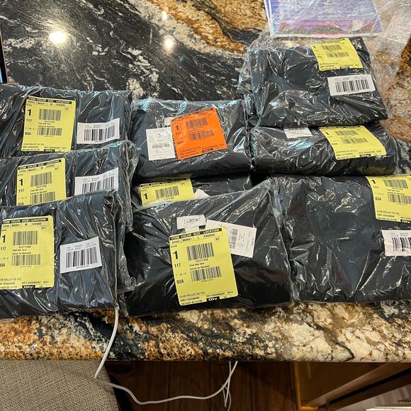 NWT J. Crew Black Slub Cotton-Blend Rolled Short-Sleeve Tee - Picture 11 of 11